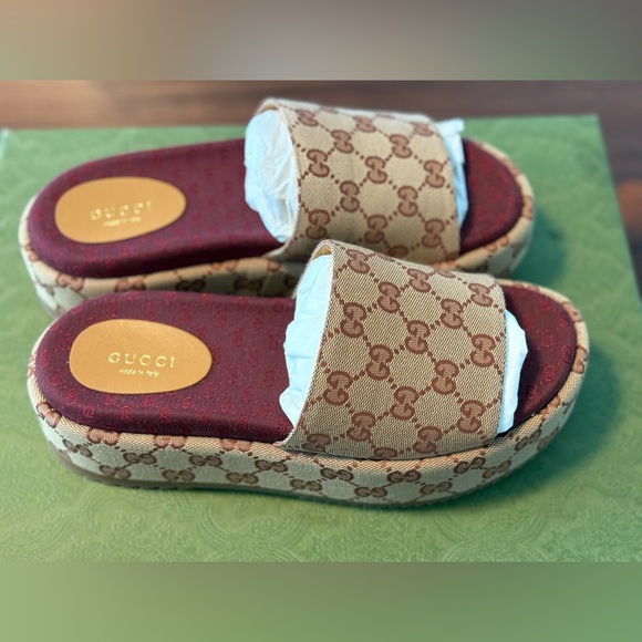 Never Worn Gucci Women's Brown Slide Sandals - Picture 1 of 4